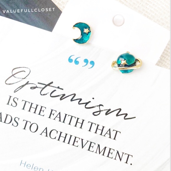 Moon & earth studs - Picture 1 of 1